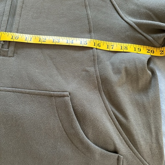 Lululemon oversized half zip sweatshirt- Olive - Picture 4 of 8